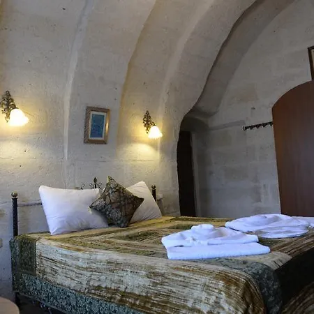 Caravanserai Cave 3*