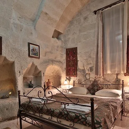 Hotel Caravanserai Cave
