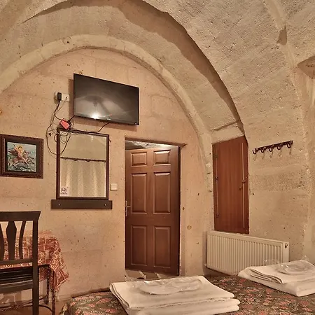 Hotel Caravanserai Cave